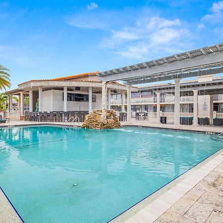 Quality Inn And Conference Center Tampa-Brandon Exterior photo